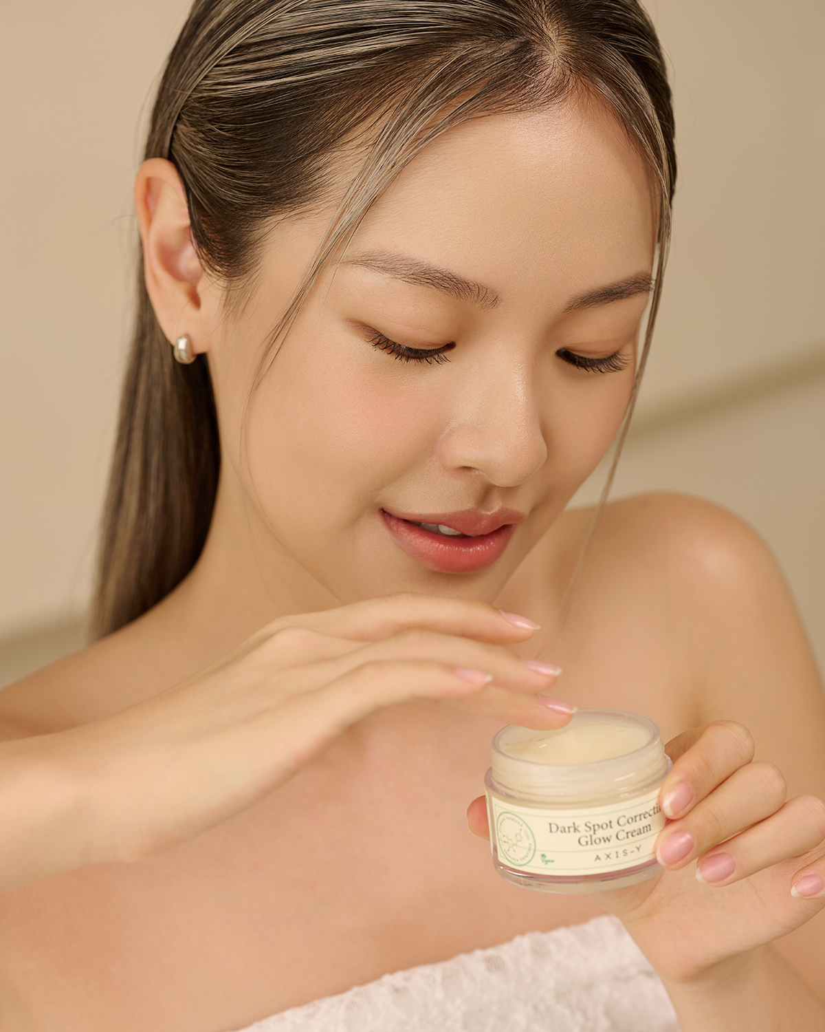 Dark Spot Correcting Glow Cream